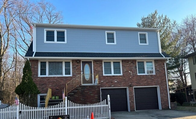 Building Photo - 67 Bertolotto Ave