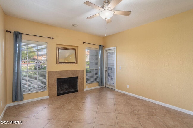 Foto del edificio - 14145 N 92nd St