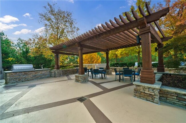 Foto del edificio - 3300 Windy Ridge Pkwy SE
