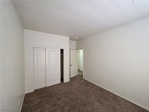 Building Photo - 731 Emerald Idol Pl