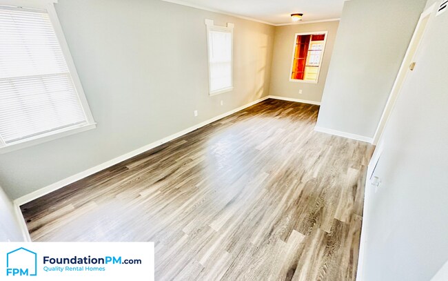 Foto del edificio - 4126 Meadow Dr