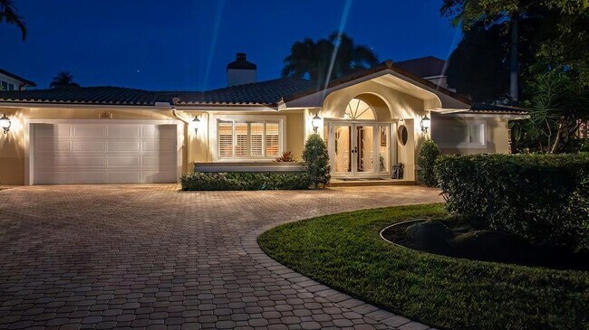 Foto del edificio - 2317 NE 28th Ct