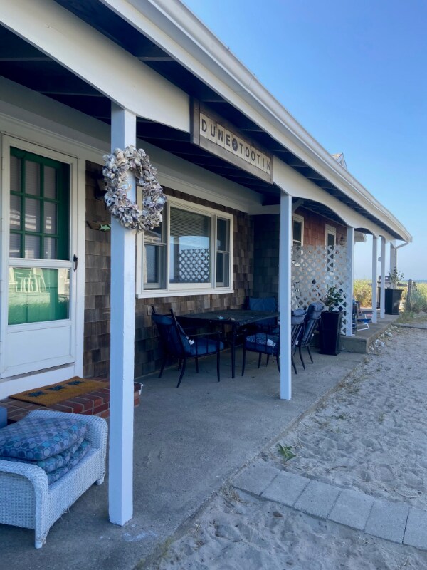 113 N Shore Blvd Unit 2, Sandwich, MA 02537 Apartment for Rent in
