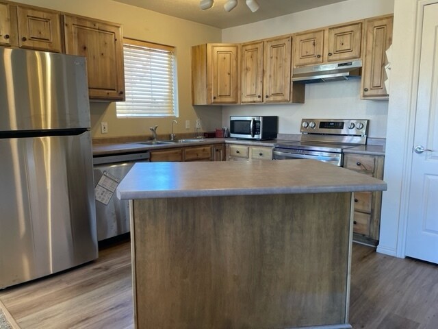 Building Photo - 1820 Fox Bay Dr