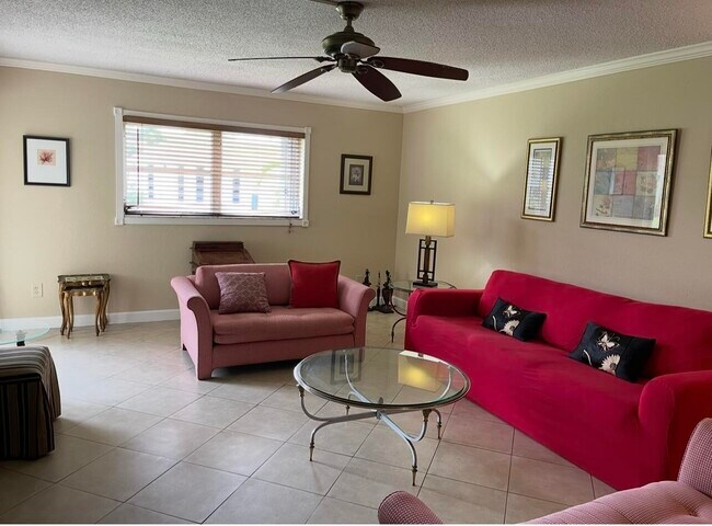 Foto del edificio - 22765 SW 66th Ave