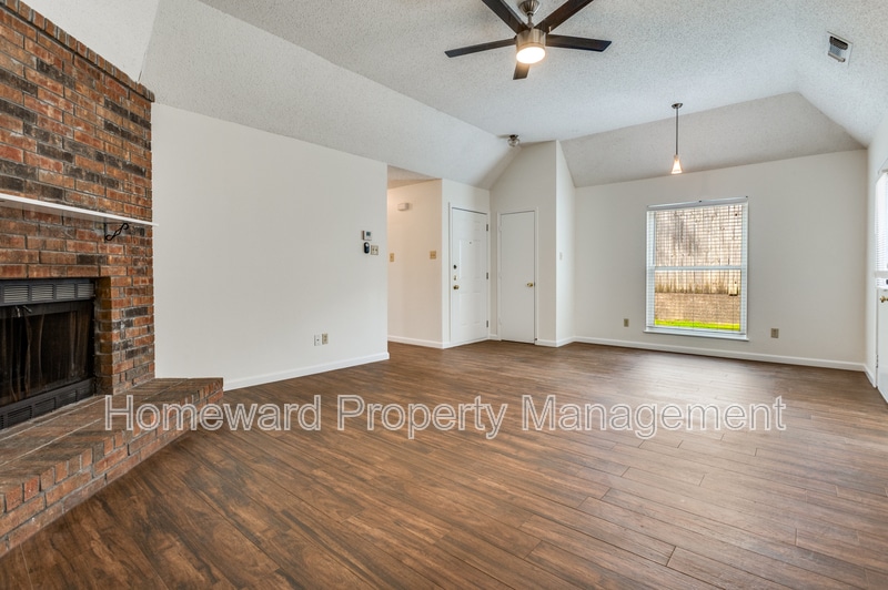 Photo - 234 South Pipeline Road West