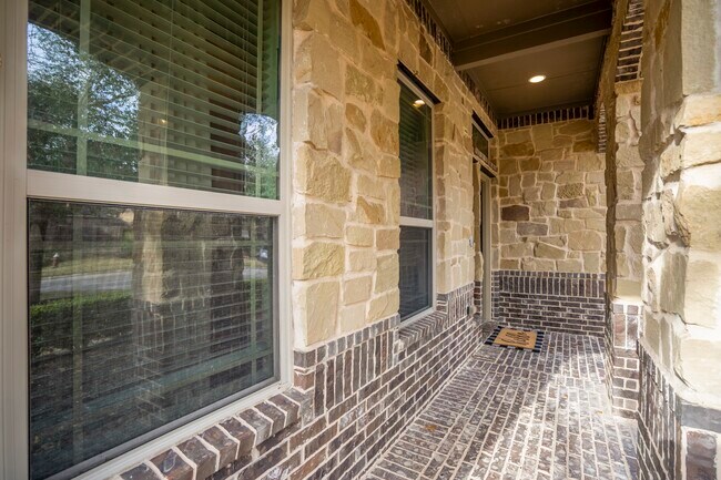 Foto del edificio - 143 Reese Run St