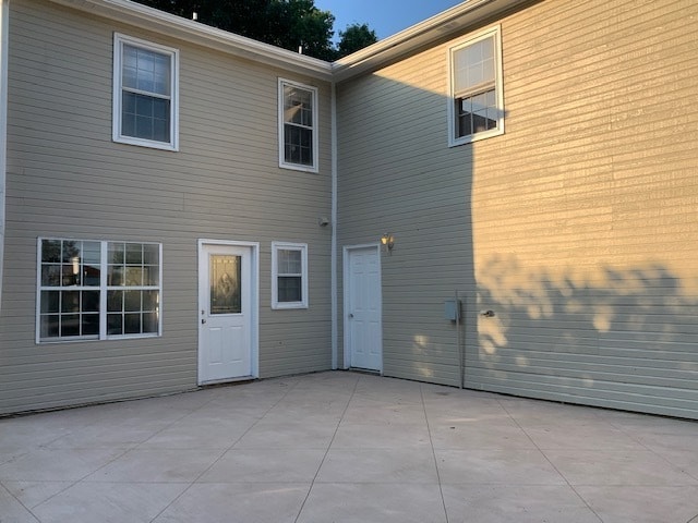 Building Photo - Lovely Four Bedroom Home in Madison