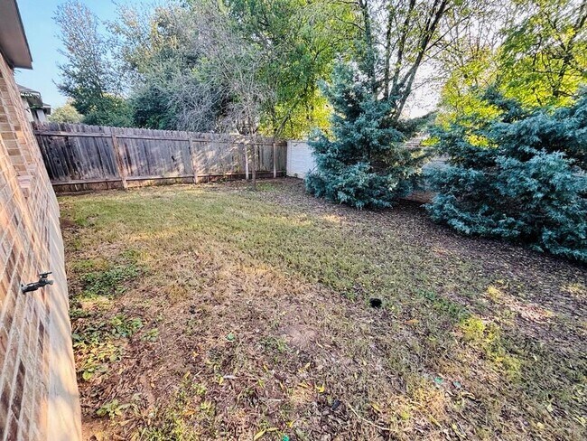 Foto del edificio - 1305 Bear Peak Ln