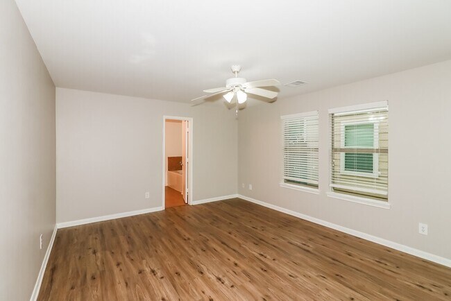 Foto del edificio - 20730 Dickinson Manor Ln