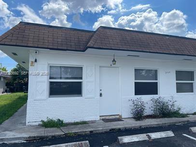 Foto del edificio - 3960 NW 31st Terrace