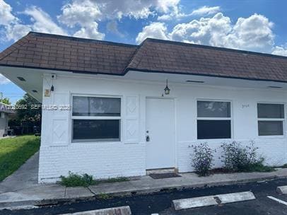 Building Photo - 3960 NW 31st Terrace