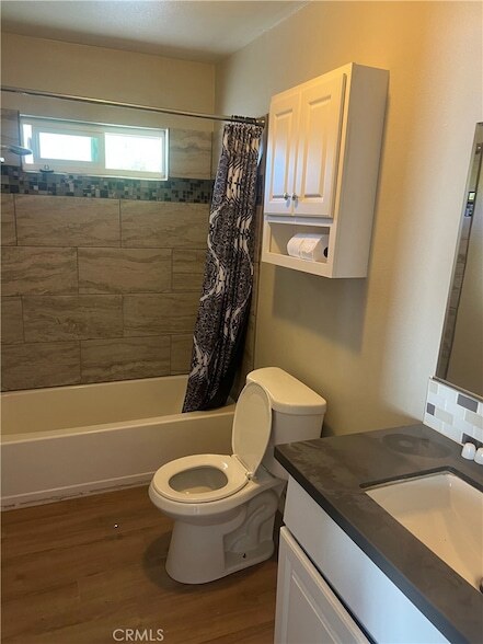 Building Photo - 26960 McCall Ct