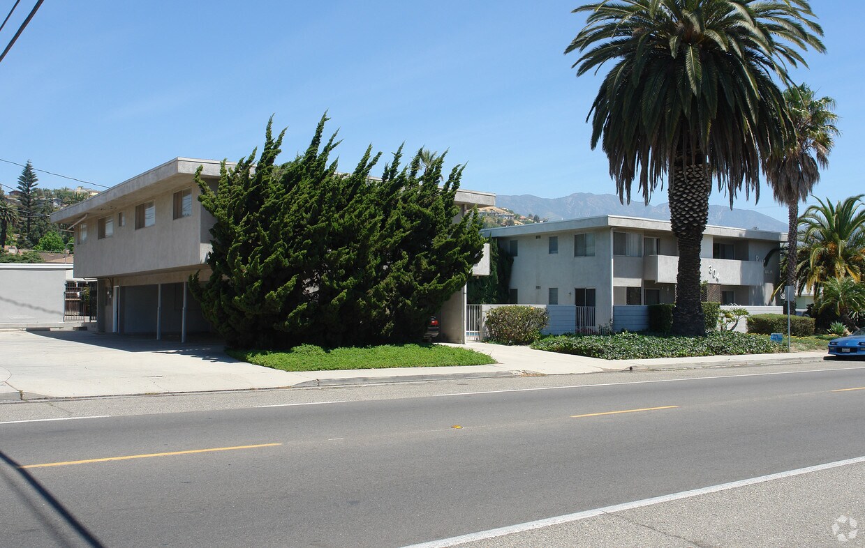 Building Photo - 304 N Palm Ave