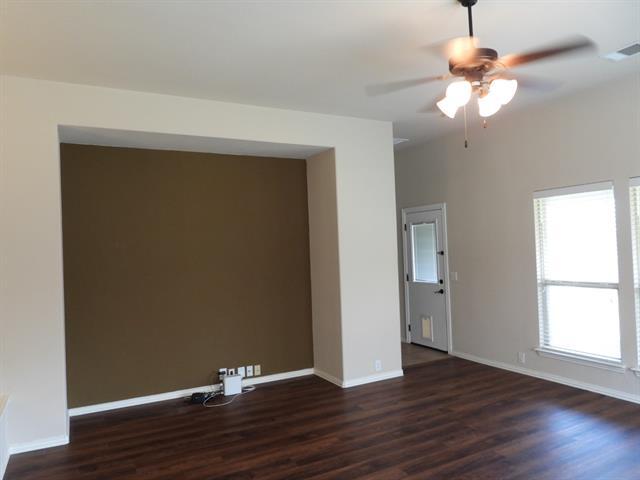 Foto del edificio - 1311 Fox Glen Trail