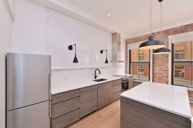 Building Photo - 506 Fort St