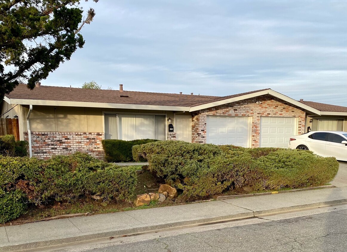1205 Vienna Ct, Fairfield, CA 94533 House Rental in Fairfield, CA