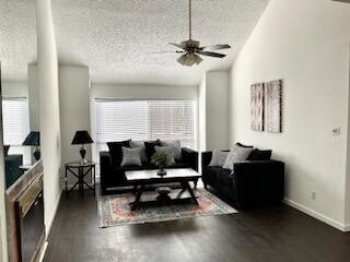 Foto del edificio - 6601 Sands Point Dr