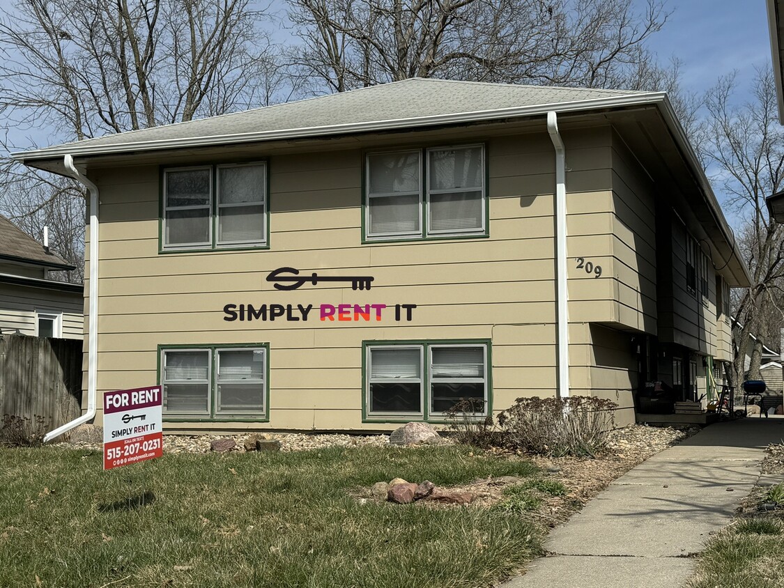 Primary Photo - Downtown 2 Bedroom near Bandshell Park