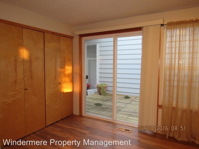 Building Photo - 3 br, 2 bath House - 3231 Maryland Place