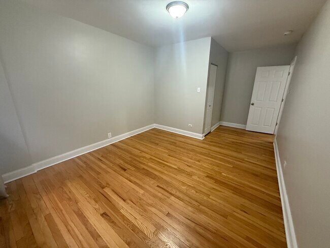 Foto del edificio - 104 Lincoln Ave