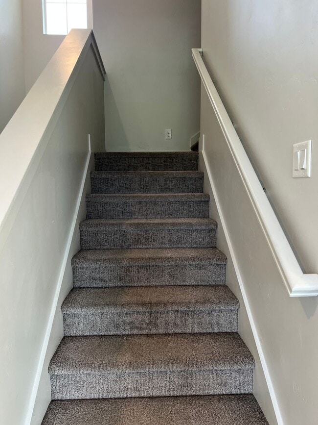 Building Photo - Beautiful 3 Bed, 2.5 Bath Townhome in Summerfield Subdivision | $1,995/month
