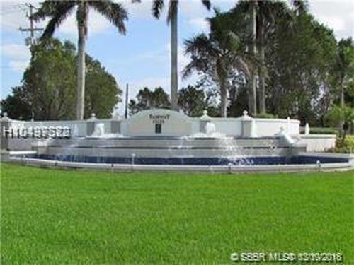Primary Photo - 7451 S Aragon Blvd