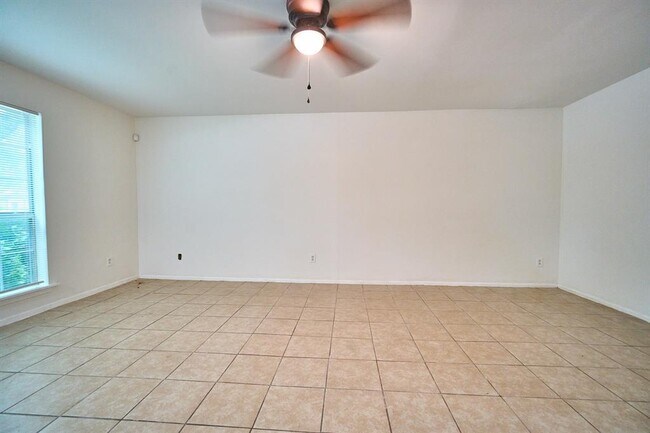 Foto del edificio - 6119 Fondren Rd