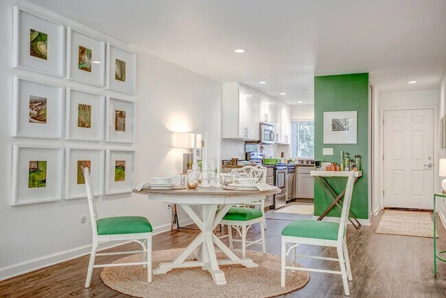 Foto del interior - Finch at Larkspur