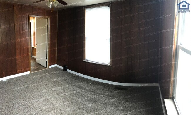 Foto del edificio - 2110 Brown Ave
