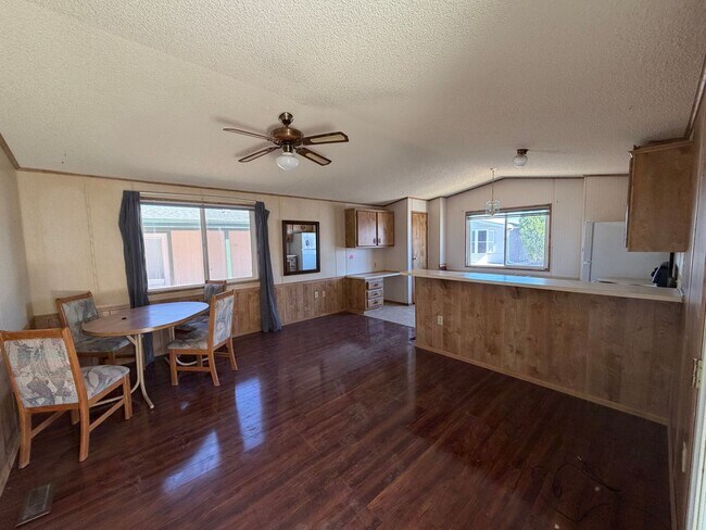 Foto del edificio - 5735 E McDowell Rd