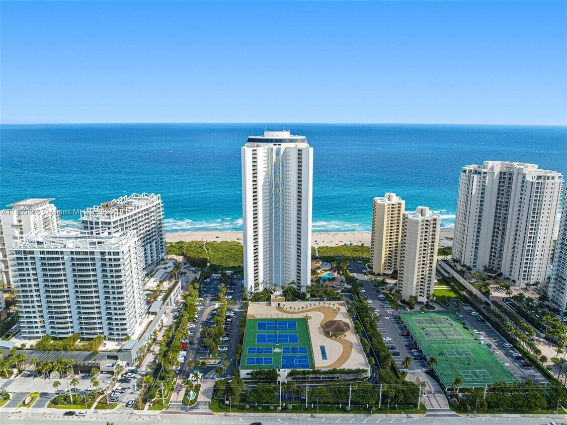 Foto principal - 3000 N Ocean Dr