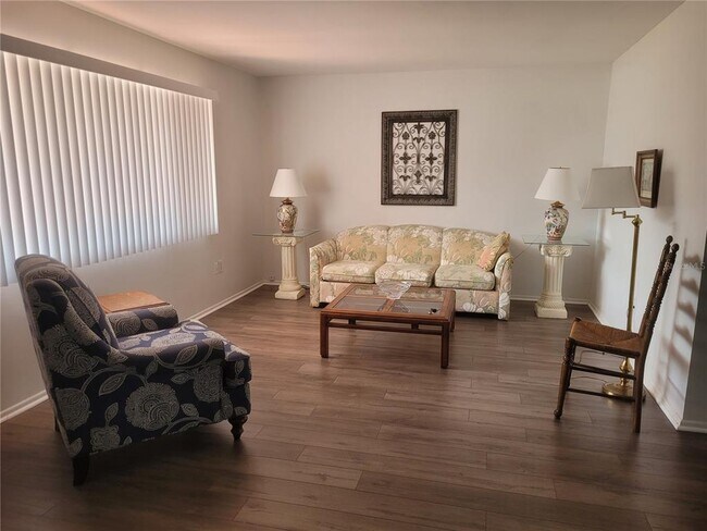 Foto del edificio - 1408 Nashua Cir