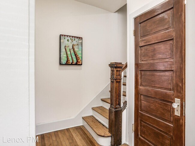 Foto del edificio - 4 br, 1.5 bath House - 864 Longfellow