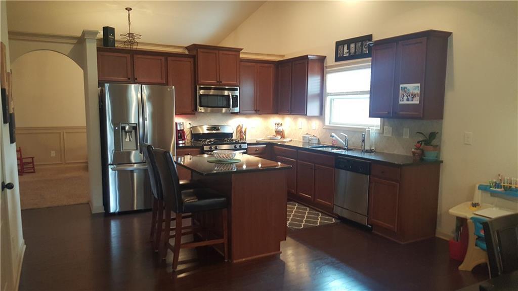 Building Photo - 5575 Glenn Ivey Dr