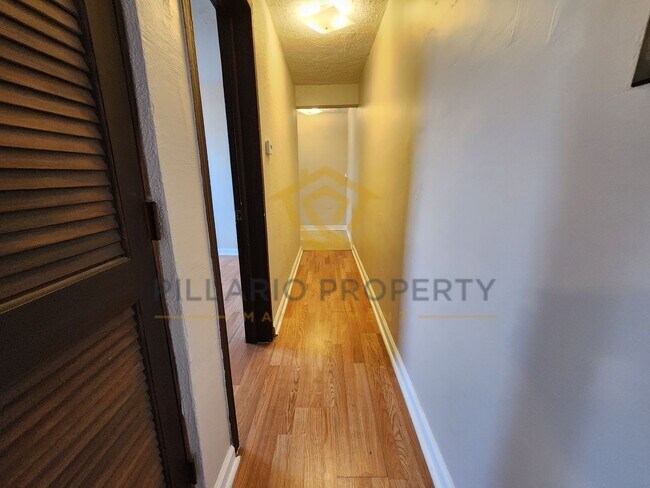 Foto del edificio - 1502-1504 N Bancroft Street