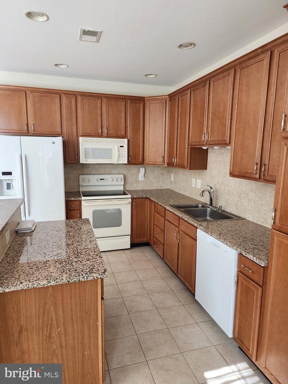 Foto del edificio - 119 Misty Pond Terrace