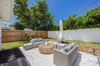 Building Photo - 4523 Fluvia Ave