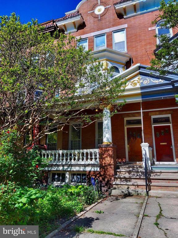 Foto principal - 2816 St Paul St