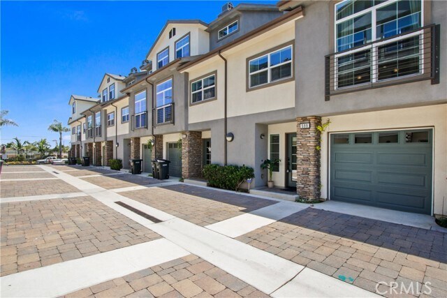 Foto del edificio - 599 Seabright Cir