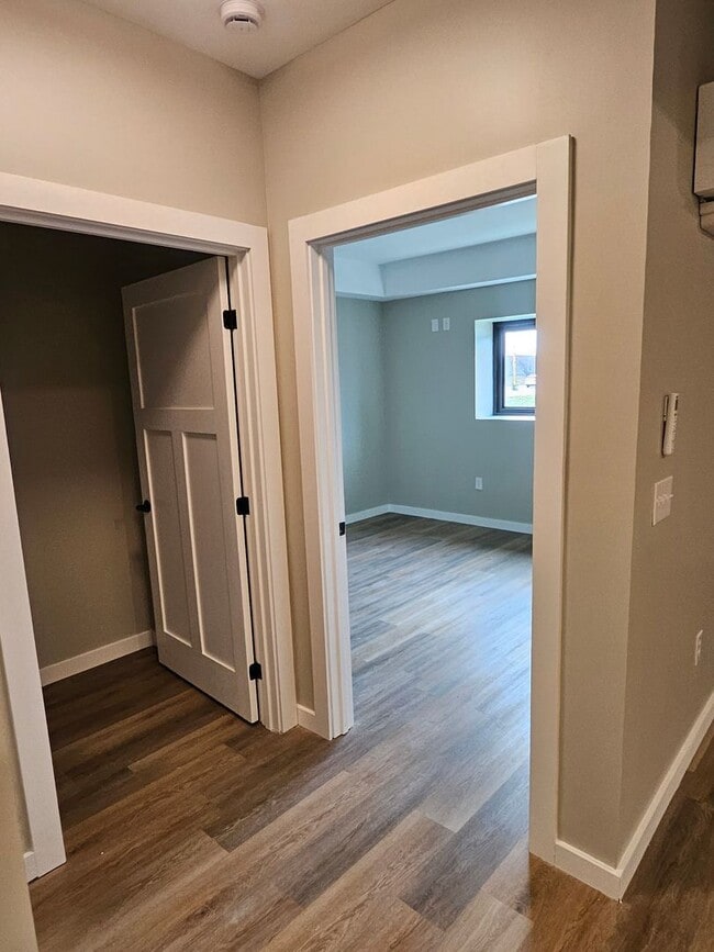 Building Photo - Brand new 1 bed apartment