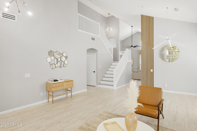Foto del edificio - 9332 E Karen Dr
