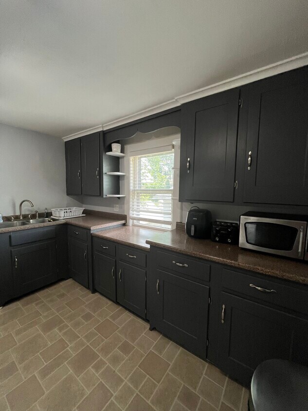 113 Crestmont Rd Unit 2, Binghamton, NY 13905 Apartments in