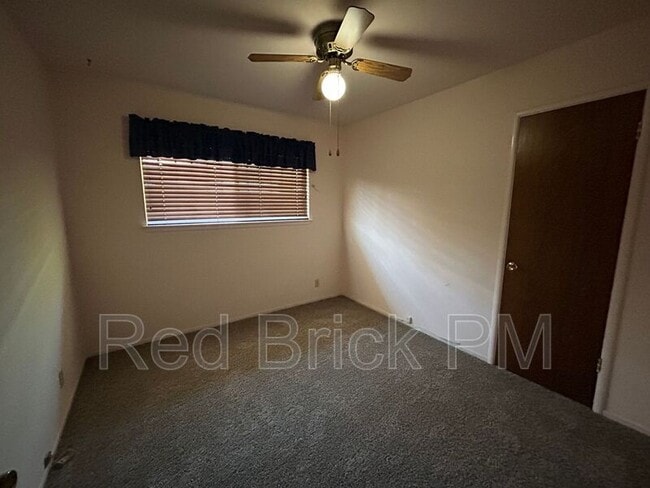 Foto del edificio - 2685 Agnes Way