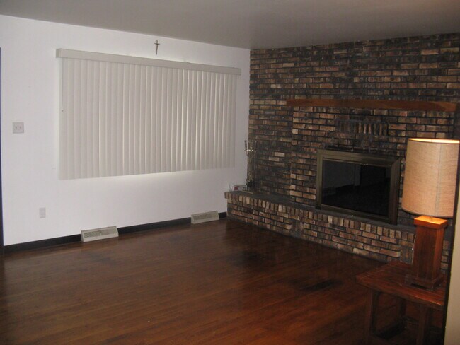 Foto del edificio - 3718 N 700 W