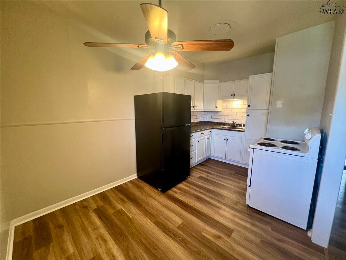 Foto principal - 3201 Southwest Dr