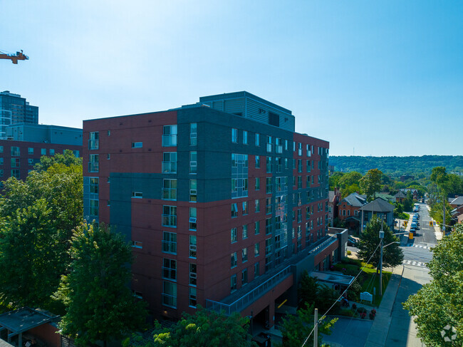 Photo du bâtiment - Good Shepherd Nora Vos Apartments