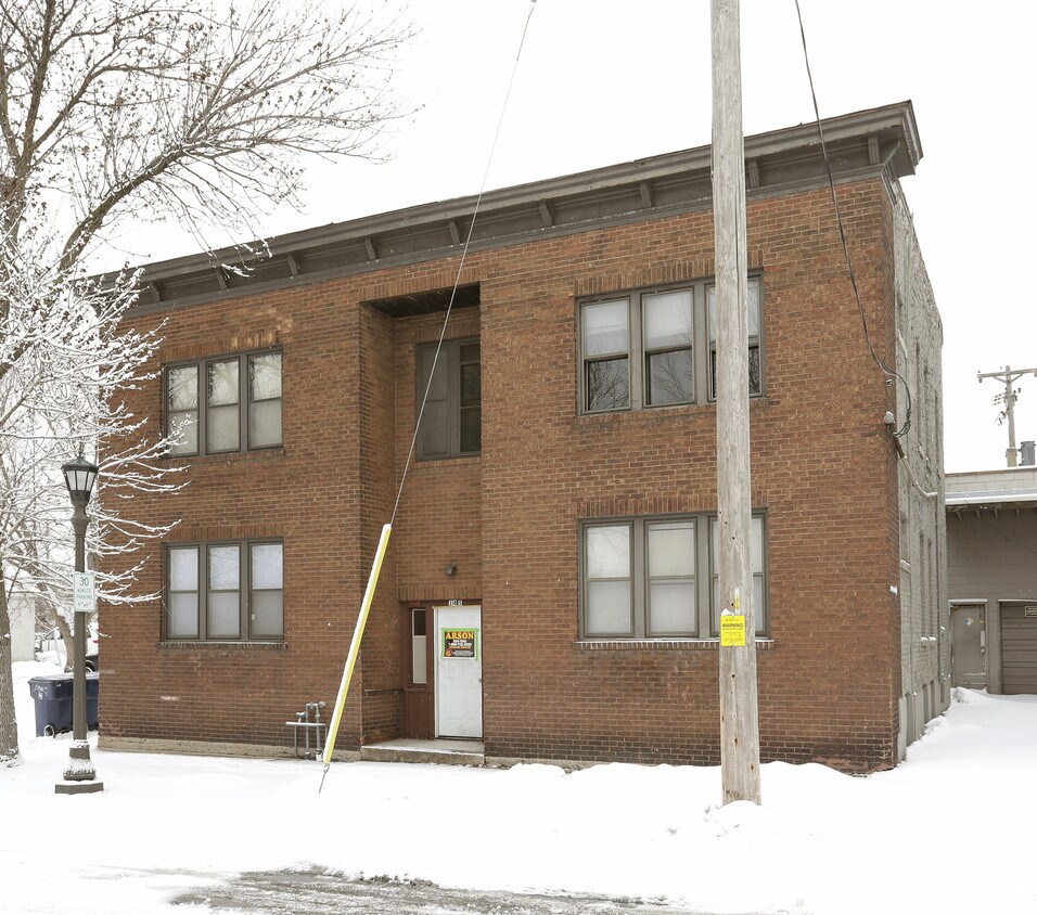 Primary Photo - 145 Sherburne Ave