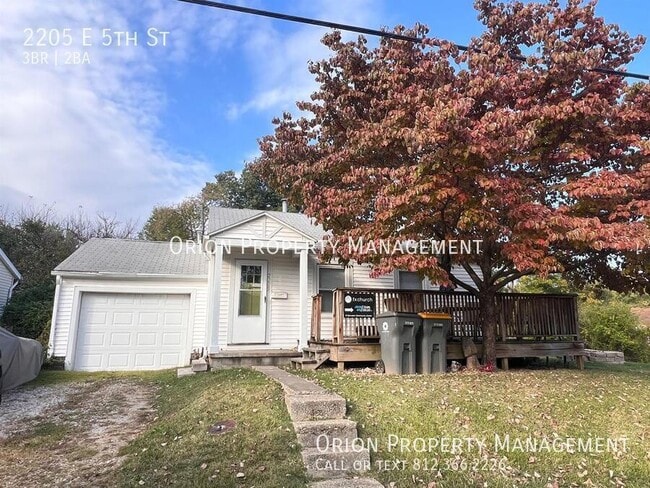 Foto del edificio - 2205 E 5th St