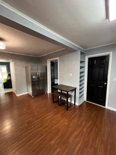 Foto del edificio - 1112 E Colvin St